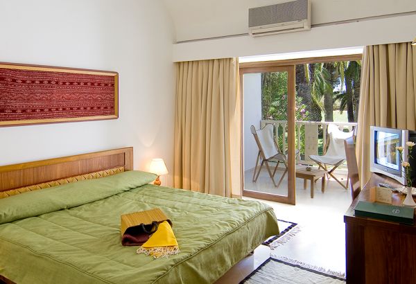 Orangers Beach Resort Standard Room standard-room-at-the-orangers - Image