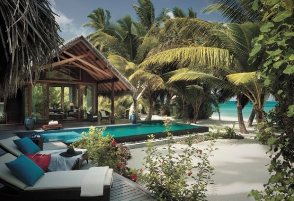 beach-villa-with-pool-halal-tip-muslim-maldives - Image