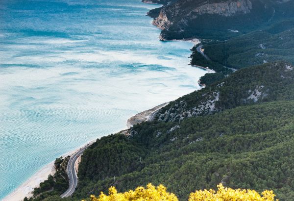 Coastline in Antalya,Turkey Coastline-in-Antalya-Turkey-modest-travel - Image