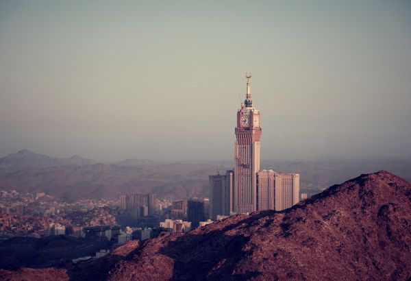 Makkah horizon desertscape - Image