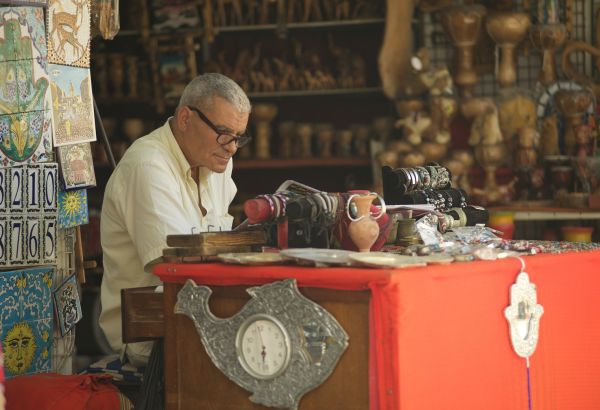 the vibrant markets of tunisia - Image