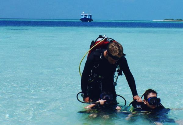 Ocean-family-muslim-friendly - Image
