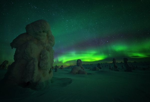 halal friendly holidays to Finland northern lights winter - Image