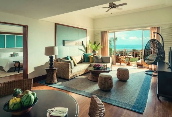 Ocean-view-suite-livingroom-modest-trip-sri-lanka - Image