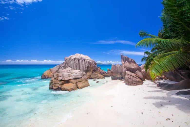 A paradise awaits for Muslim honeymooners in the Seychelles.