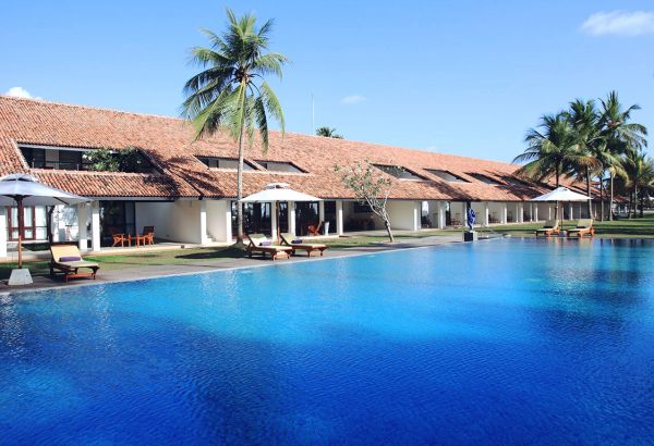 poolside-halal-trip-avani-bentota - Image