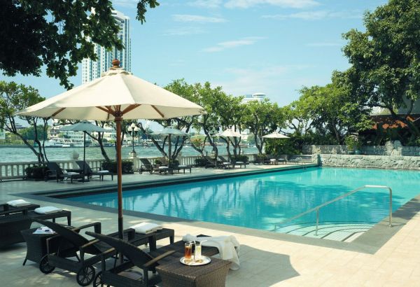 Shangri La Bangkok Pool swimming-pool-halal-travel - Image
