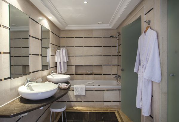 The Suite Bathroom - Image