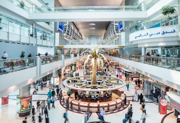 Departure Concourse muslim friendly airport guide dubai - Image