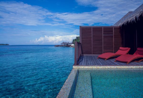 the-water-villa-coco-palm-bodu-hithi - Image